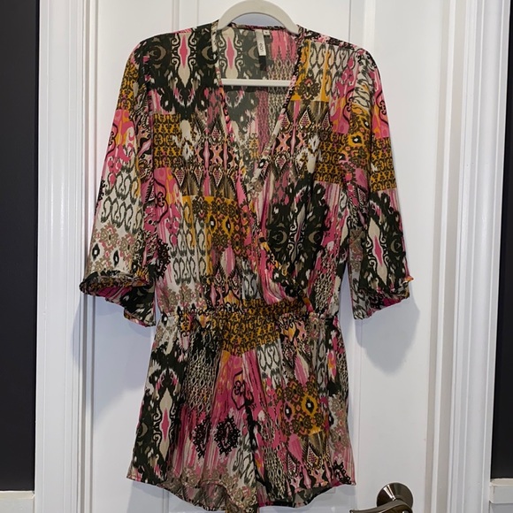 Elan Womens Colorful Romper 3/4 Sleeve V-Neck size S - Picture 1 of 4